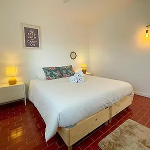 Ria House Apartment