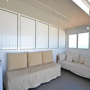 Ria Apartment