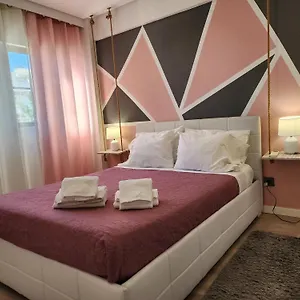 Ria Center - Left Apartment